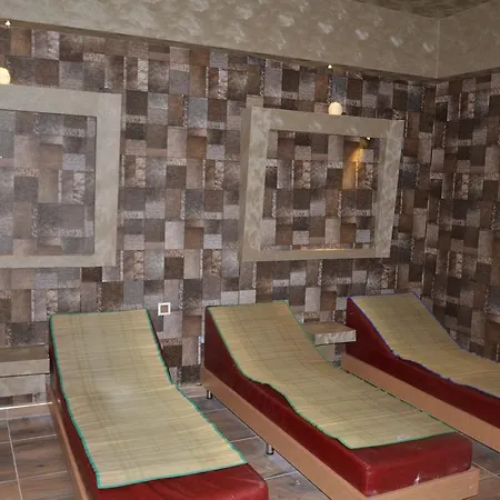 Lims Bona Dea Hotel 4*