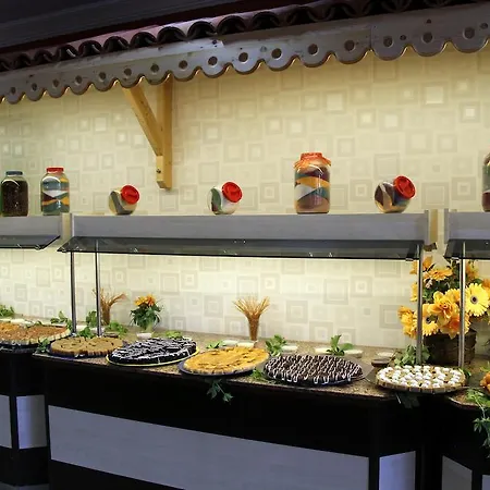 Hotel Lims Bona Dea 4*