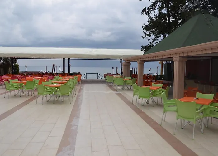 Hotel Lims Bona Dea 4*